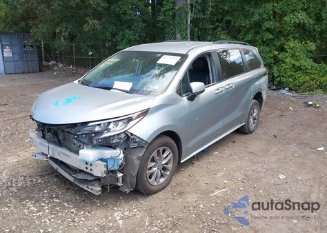 2021 Toyota Sienna Le из США, поврежденный, VIN 5TDKRKEC6MS065404